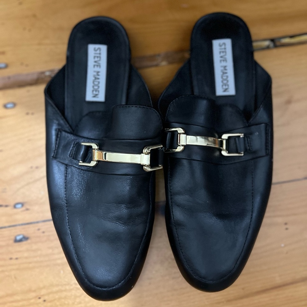 Women’s Flats